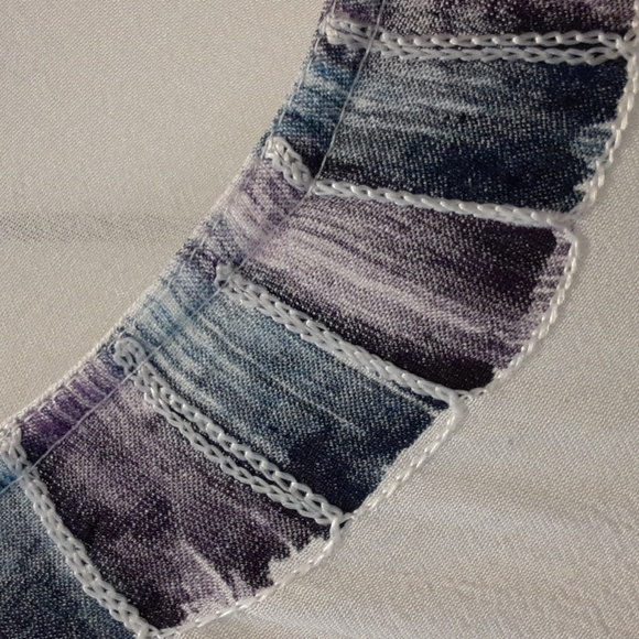 White asymmetrical hemmed dress w/starfish - Picture 4 of 7